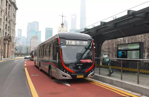 trolleybus